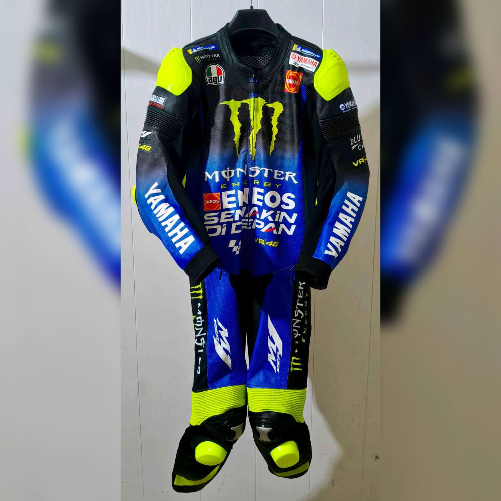 Men Suit VSM-18